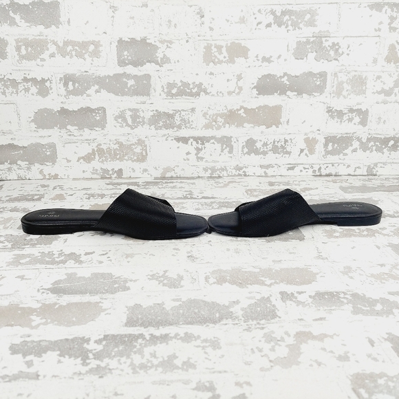 Susina Black Single Strap Slide Slipper Contemporary Sandals V638 - Picture 7 of 11